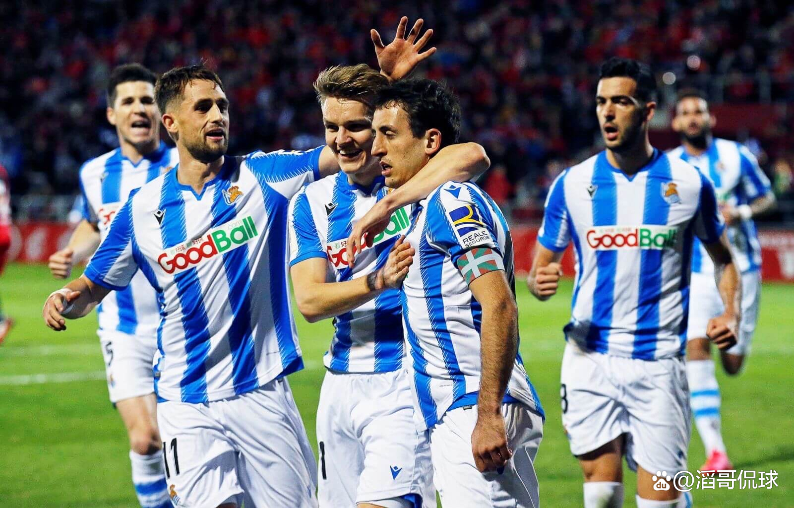 包含国际比赛日体能课后，斯图加特篮板制胜备战西甲，引发热议，年轻球员得到机会的词条-九游官方平台